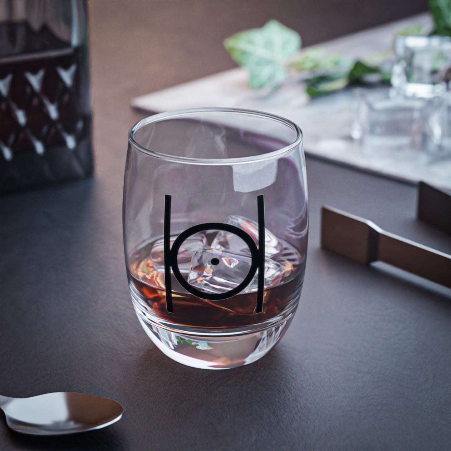 Point in Circle Whiskey Glass